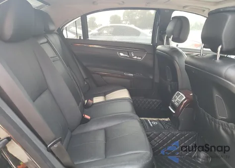 2007 Mercedes-Benz S 600 z USA, uszkodzony, nr VIN WDDNG76X77A104073